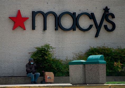 Thieves arrested after assaulting Macy's loss prevention agent in San Mateo